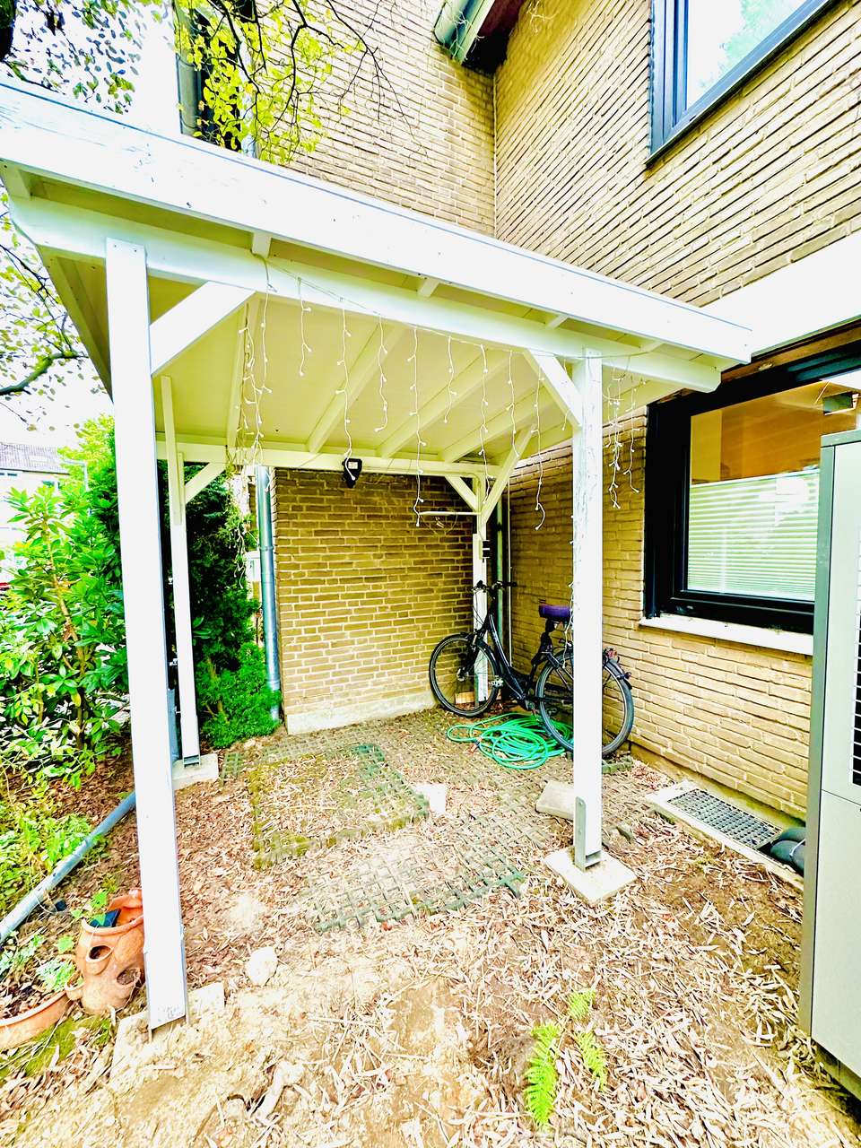 TRAUMHAUS energetisch modernisiert, Luftwärmepumpe und neues Dach 2023, Gartenhaus, sep. Stellplatz