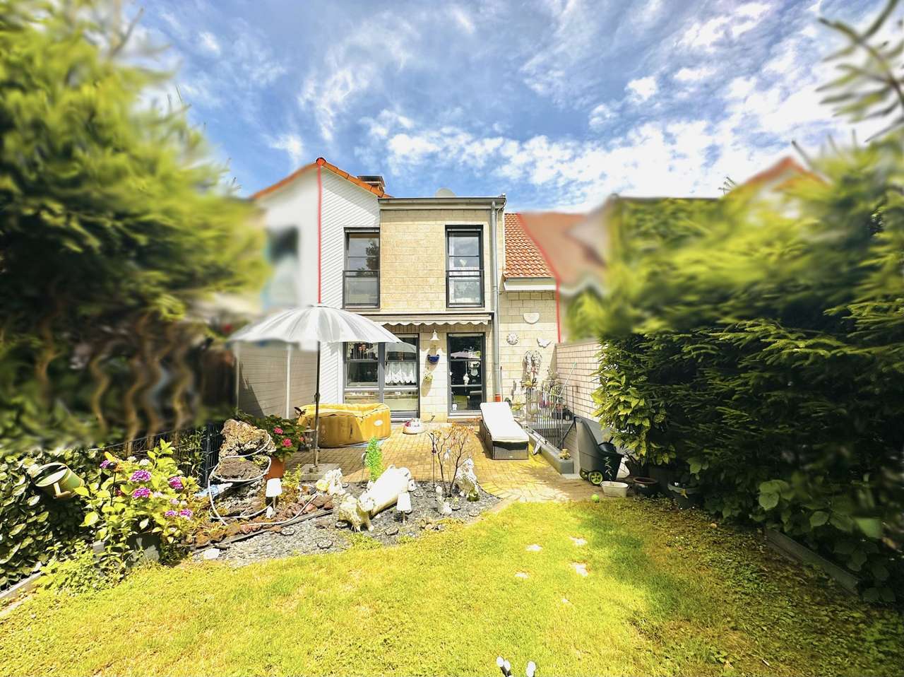 IHR NEUES FAMILIENHAUS MIT GARTEN, KELLER, BAUJAHR 1994, ZWEI STELLPLÄTZE