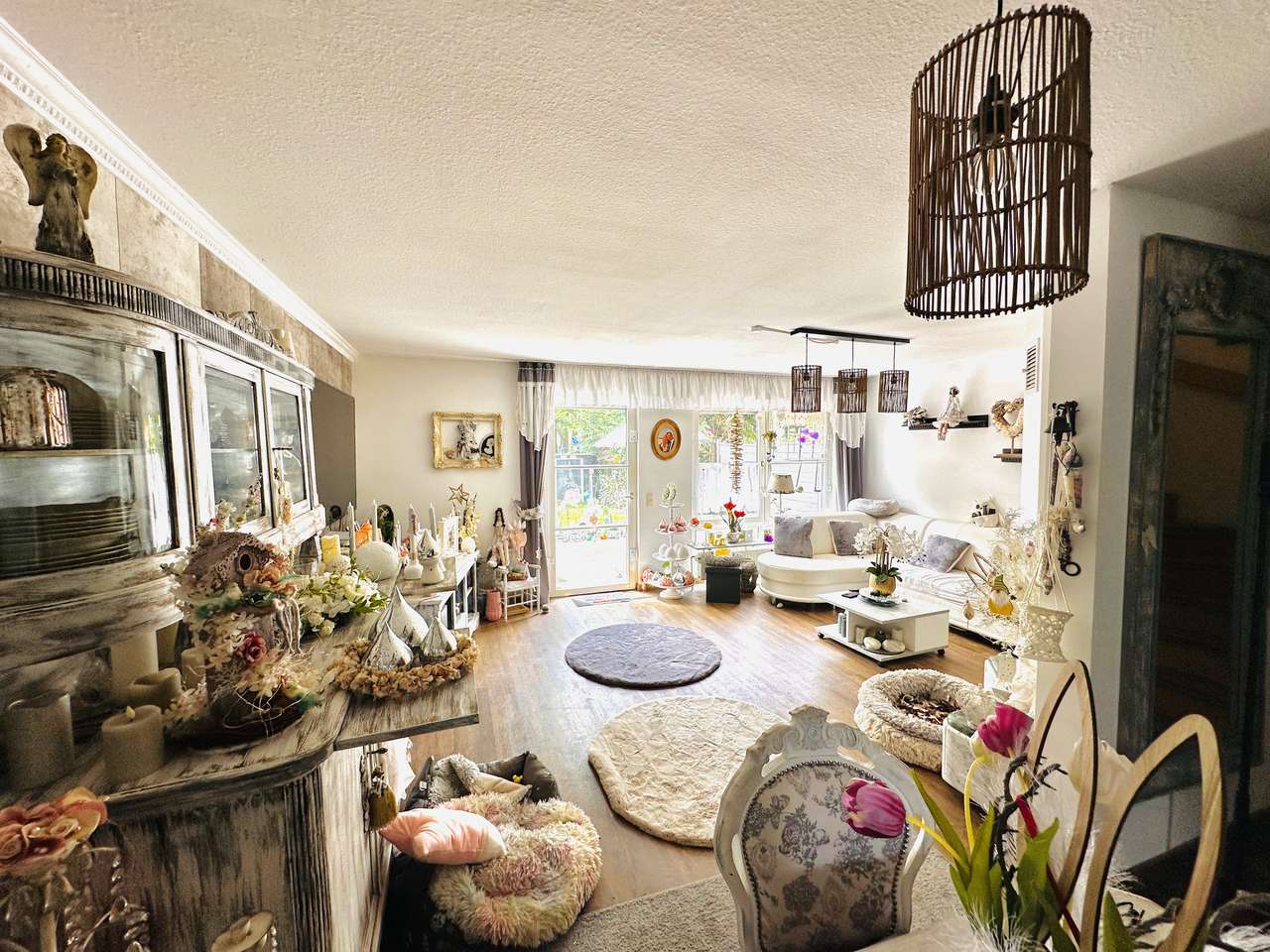 IHR NEUES FAMILIENHAUS MIT GARTEN, KELLER, BAUJAHR 1994, ZWEI STELLPLÄTZE