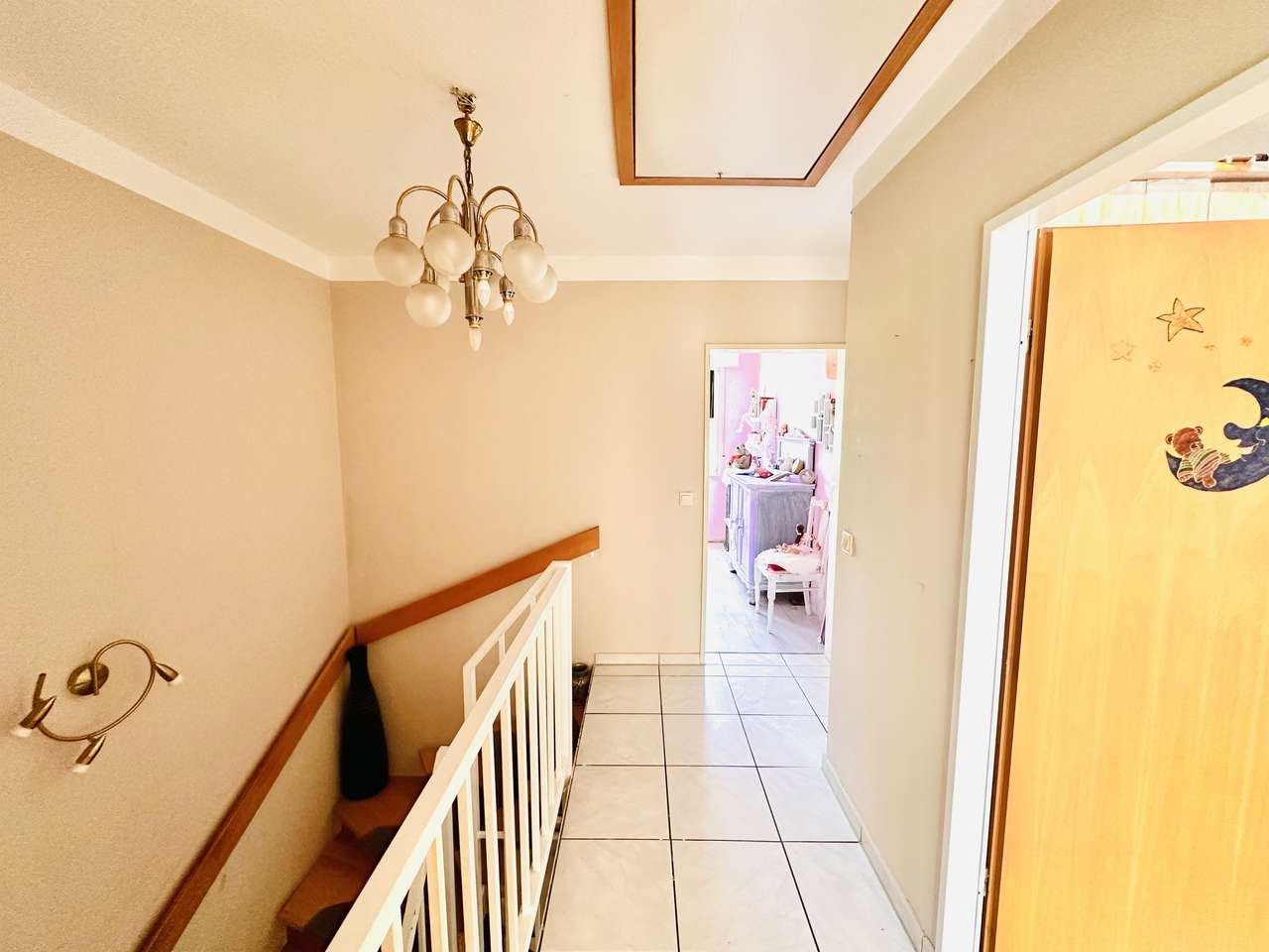 IHR NEUES FAMILIENHAUS MIT GARTEN, KELLER, BAUJAHR 1994, ZWEI STELLPLÄTZE