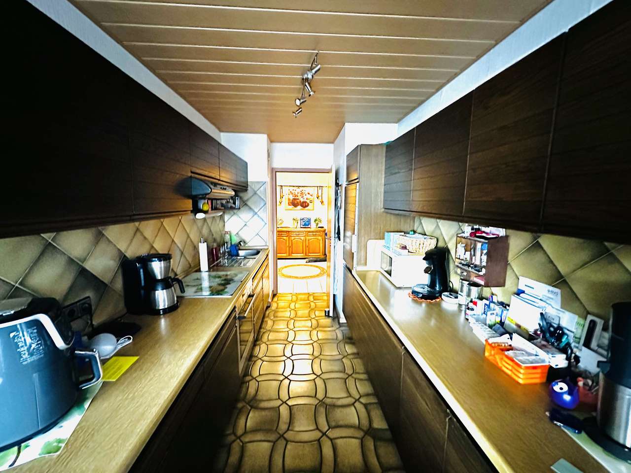 TRAUMWOHNUNG MIT TRAUMBLICK 106 qm, großer Balkon, 4 Zimmer, Bad, Aufzug, Garage