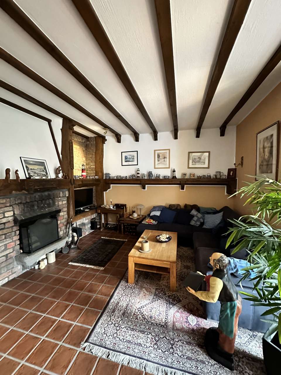 Saniertes Liebhaberhaus für Mehrgenerationen mit Garten,Sauna, Garage & viel Platz für Sportschützen