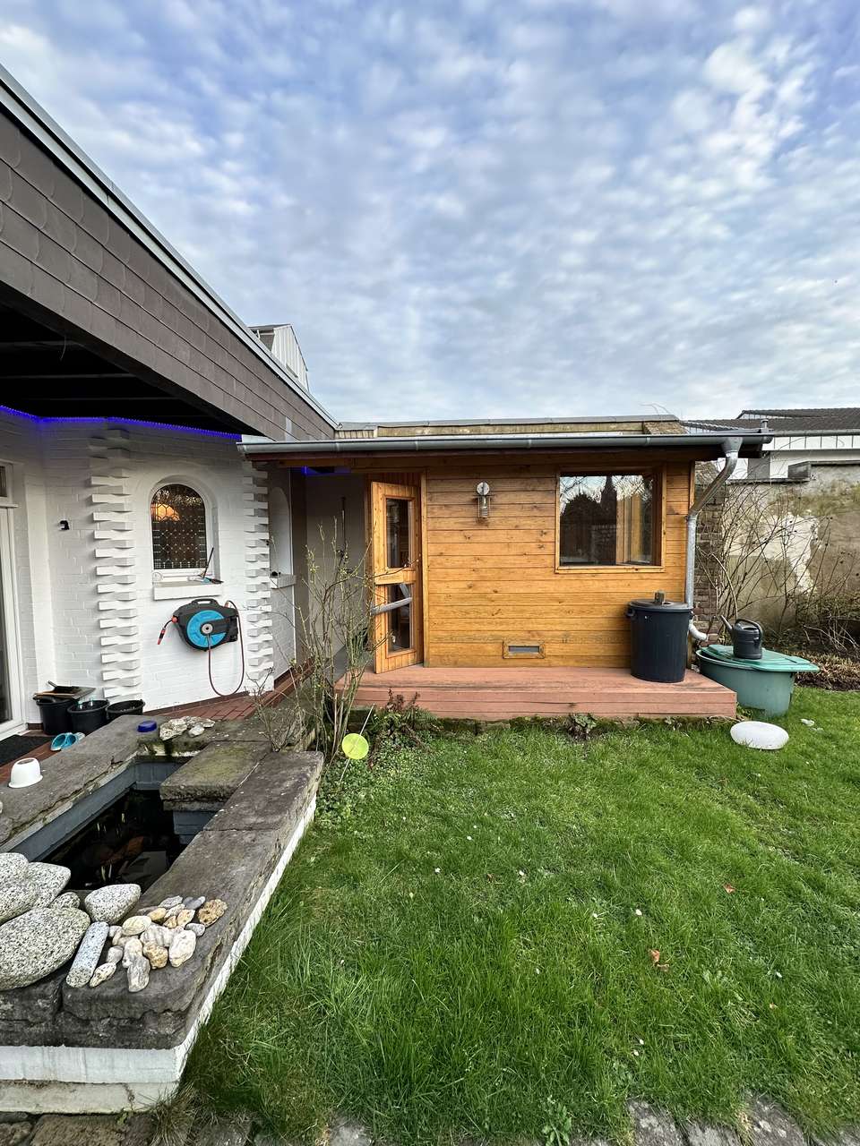 Saniertes Liebhaberhaus für Mehrgenerationen mit Garten,Sauna, Garage & viel Platz für Sportschützen