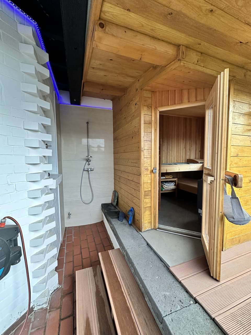 Saniertes Liebhaberhaus für Mehrgenerationen mit Garten,Sauna, Garage & viel Platz für Sportschützen