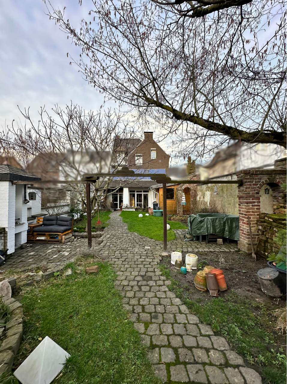 Saniertes Liebhaberhaus für Mehrgenerationen mit Garten,Sauna, Garage & viel Platz für Sportschützen
