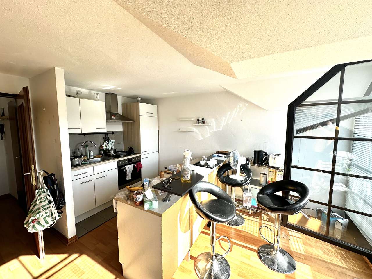 Maisonette Wohnung 2 Zimmer, Balkon,Einbauküche im DG,Duplex Stellplatz, 4.OG ohne Aufzug