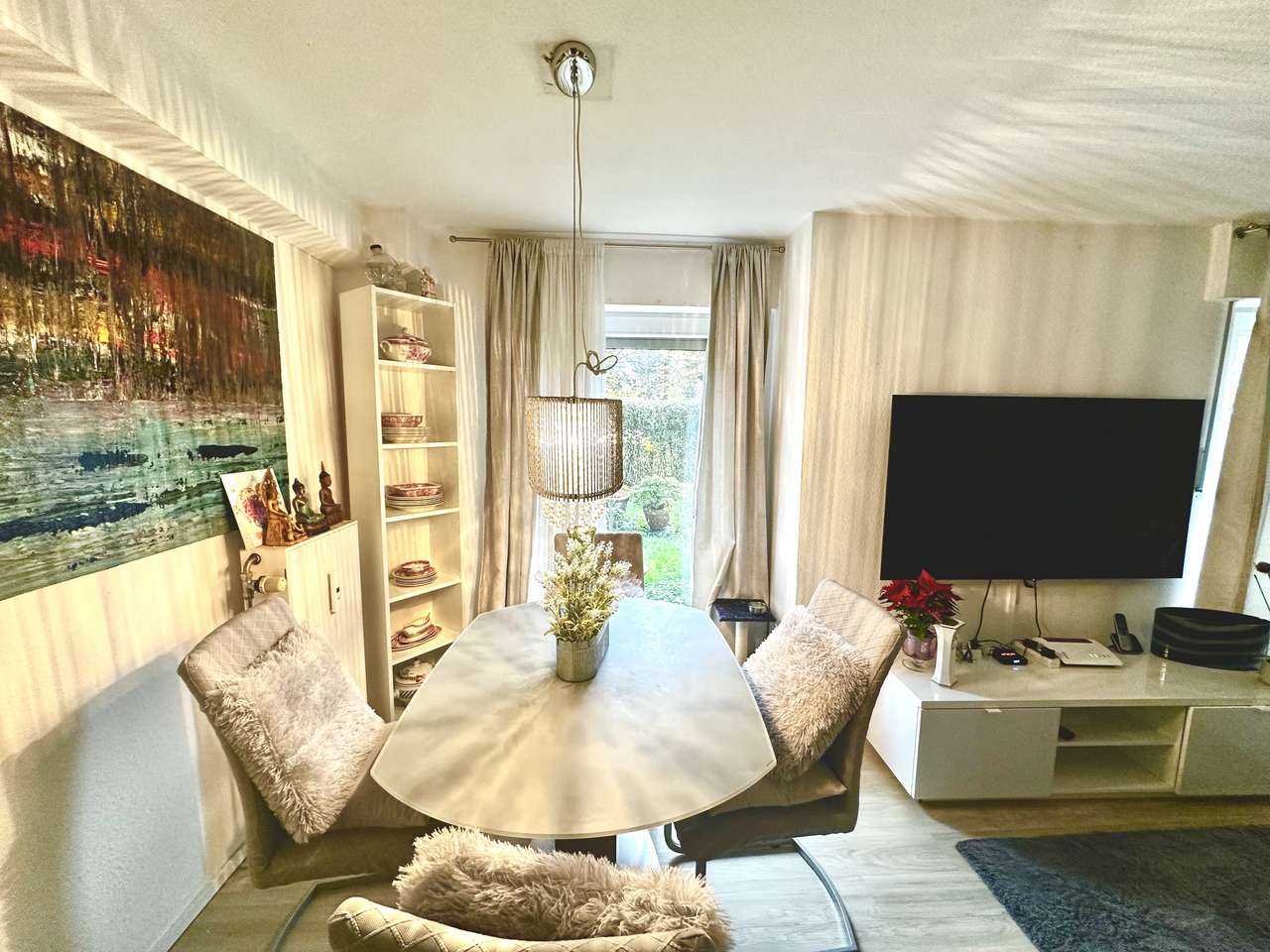 RESERVIERT 2 Zimmer, Küche Bad im EG mit Garten, TG-Stellplatz - vermietet -