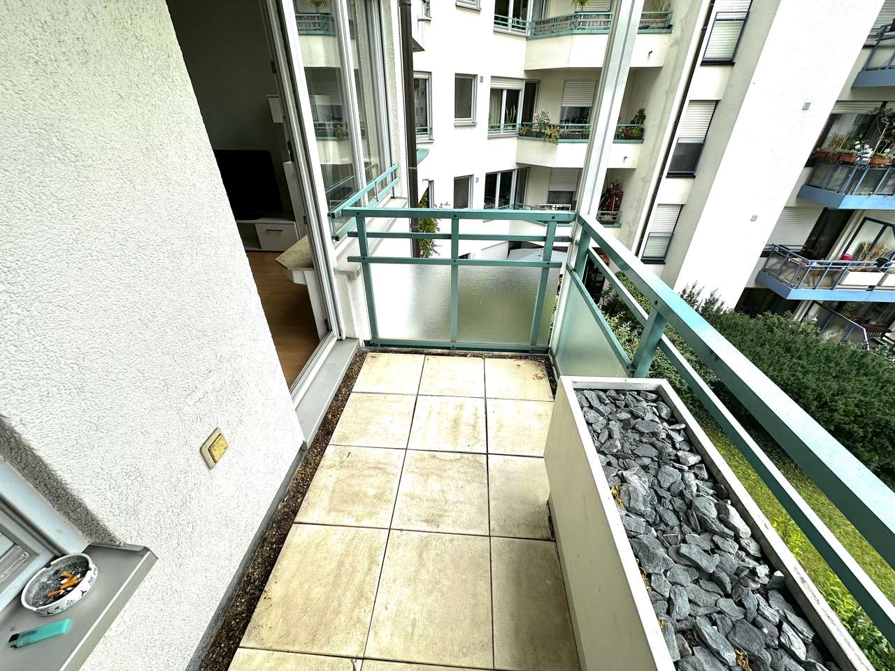 Single-Wohnung mit Küche,Südbalkon mit Gartenblick+ optionaler TG-Stellplatz in Neu-Ehrenfeld