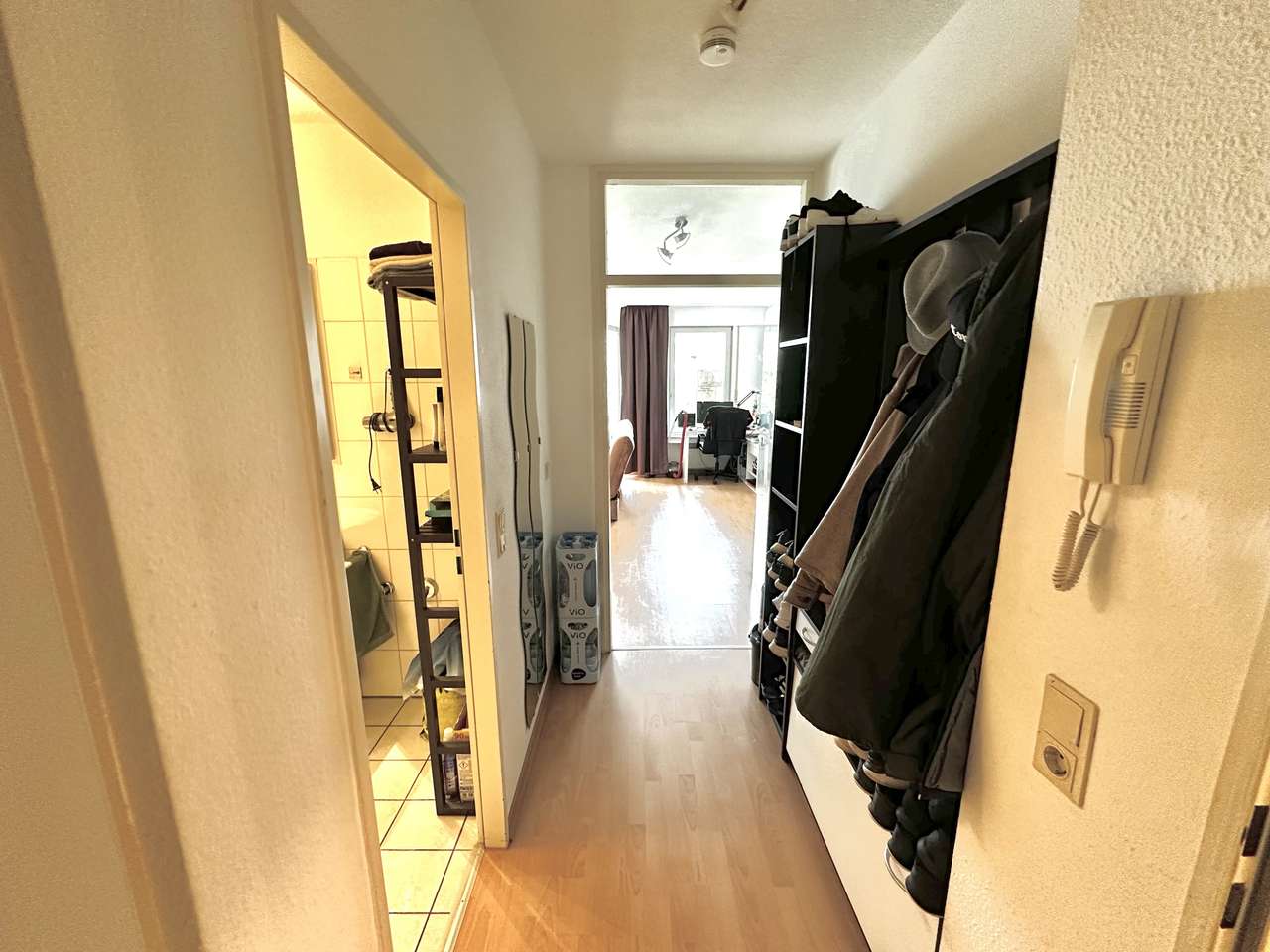 Single-Wohnung mit Küche,Südbalkon mit Gartenblick+ optionaler TG-Stellplatz in Neu-Ehrenfeld