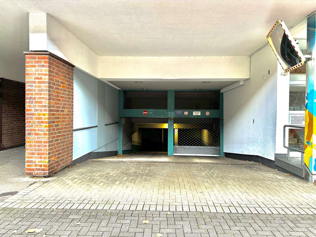 Single-Wohnung mit Küche,Südbalkon mit Gartenblick+ optionaler TG-Stellplatz in Neu-Ehrenfeld