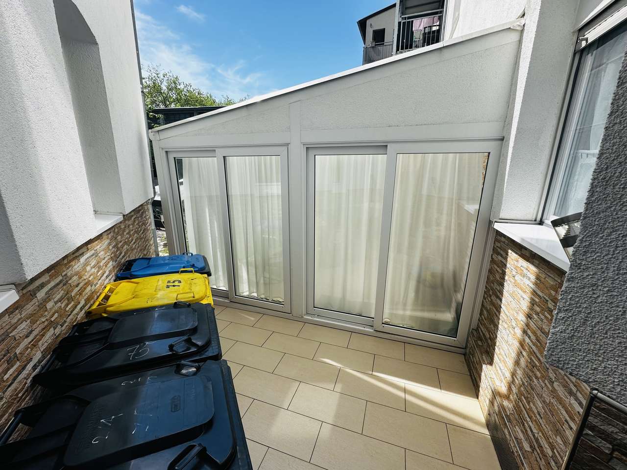 72.888€ Jährliche Rendite Top-Saniertes Mehrfamilienhaus mit 8 Wohneinheiten in Lierenfeld