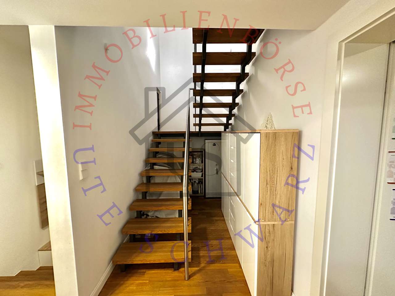 Gehobenes Wohnen in den Heinrich-Heine Gärten in großzügigen 188 Qm 5 Zimmer Maisonette + Eckbalkon