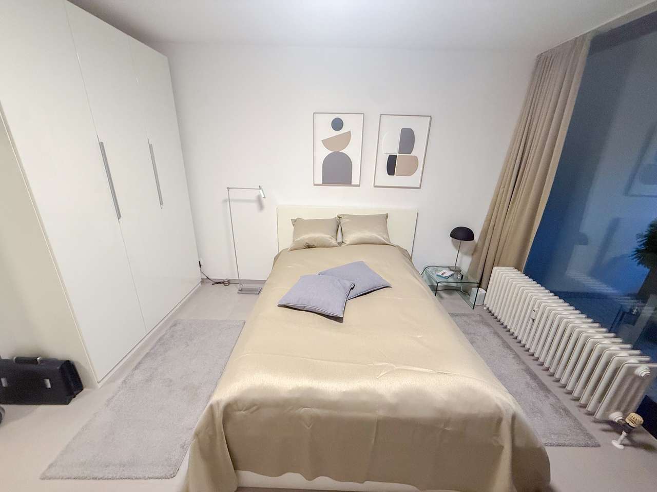 Modernisierte 2-Zimmer-Wohnung mit Südwest-Balkon, Aufzug & Einbauküche – bezugsfrei in Meerbusch