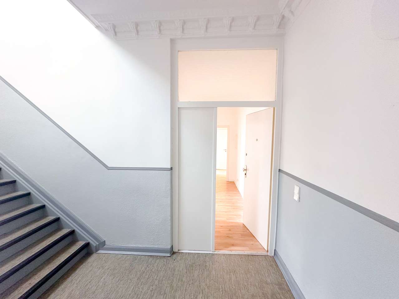 Renommiertes Wohn- und Geschäftshaus in 1A-Innenstadtlage –3 Wohnungen, langfristige Gewerbeeinheit