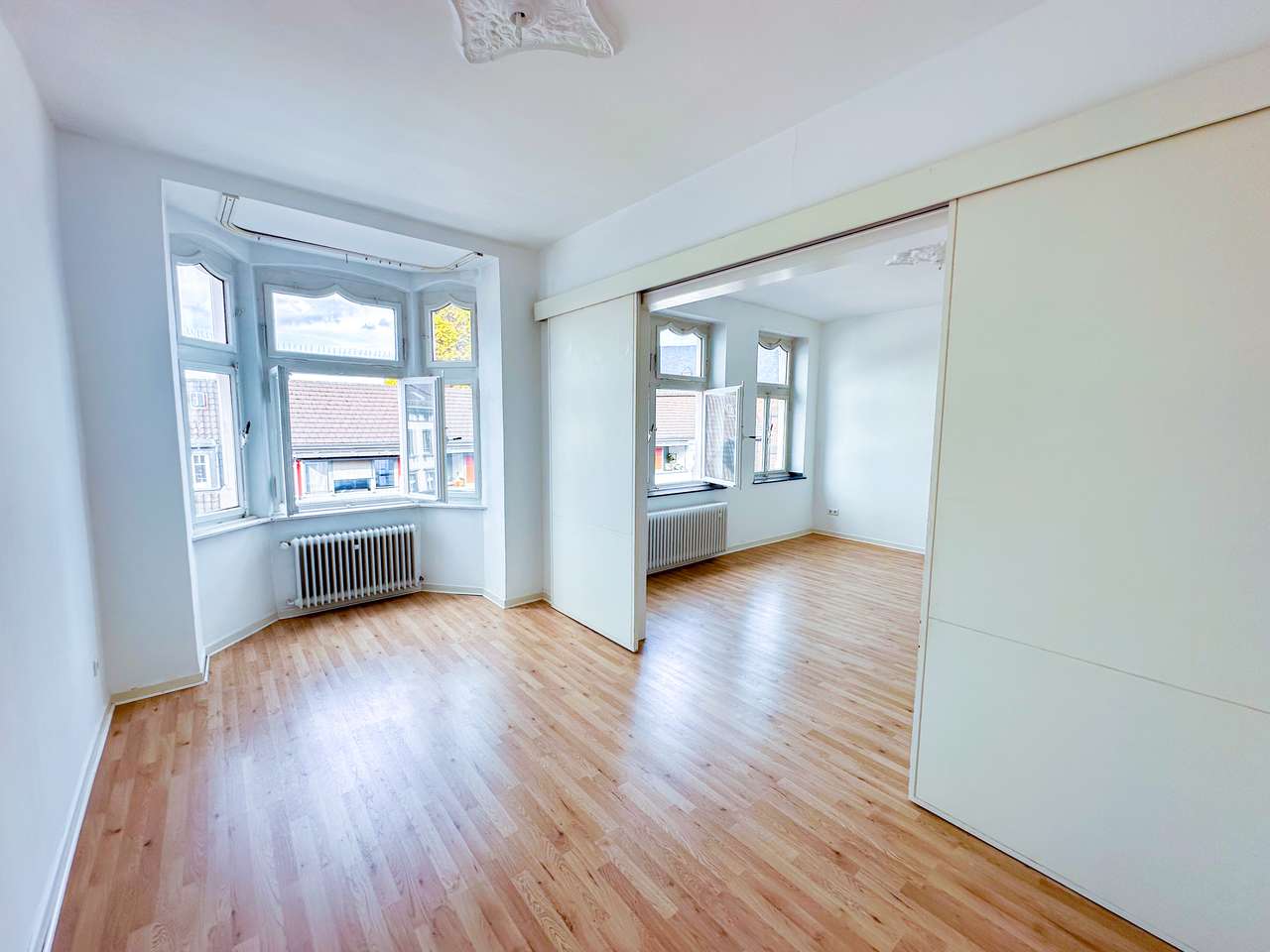 Renommiertes Wohn- und Geschäftshaus in 1A-Innenstadtlage –3 Wohnungen, langfristige Gewerbeeinheit