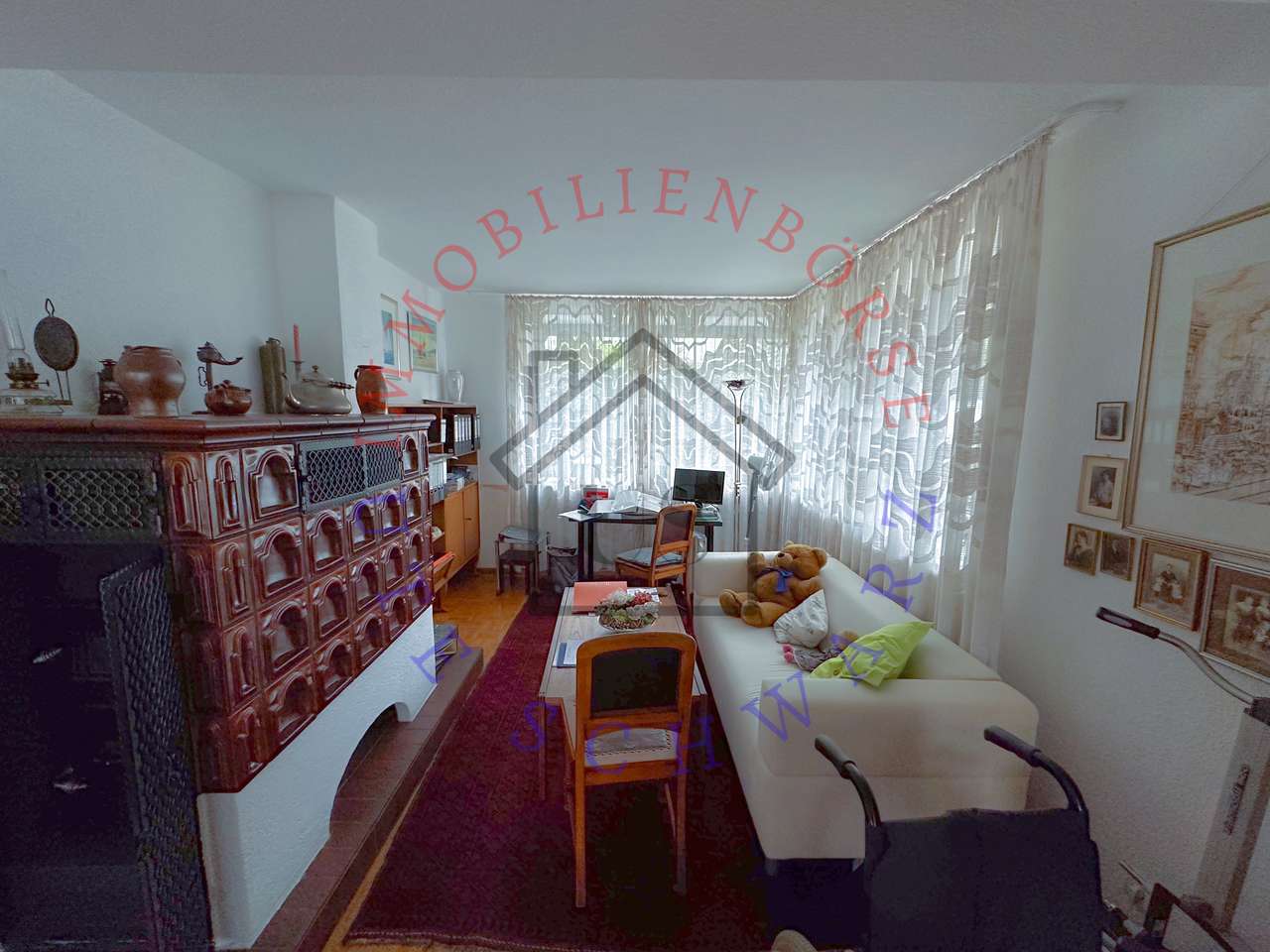 SELBSTBEZUG ODER MEHRFAMILIENHAUS , 2 GARAGEN, 4 Stellpl.,710 QM
