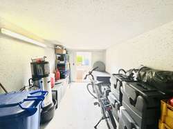 Garage Garage