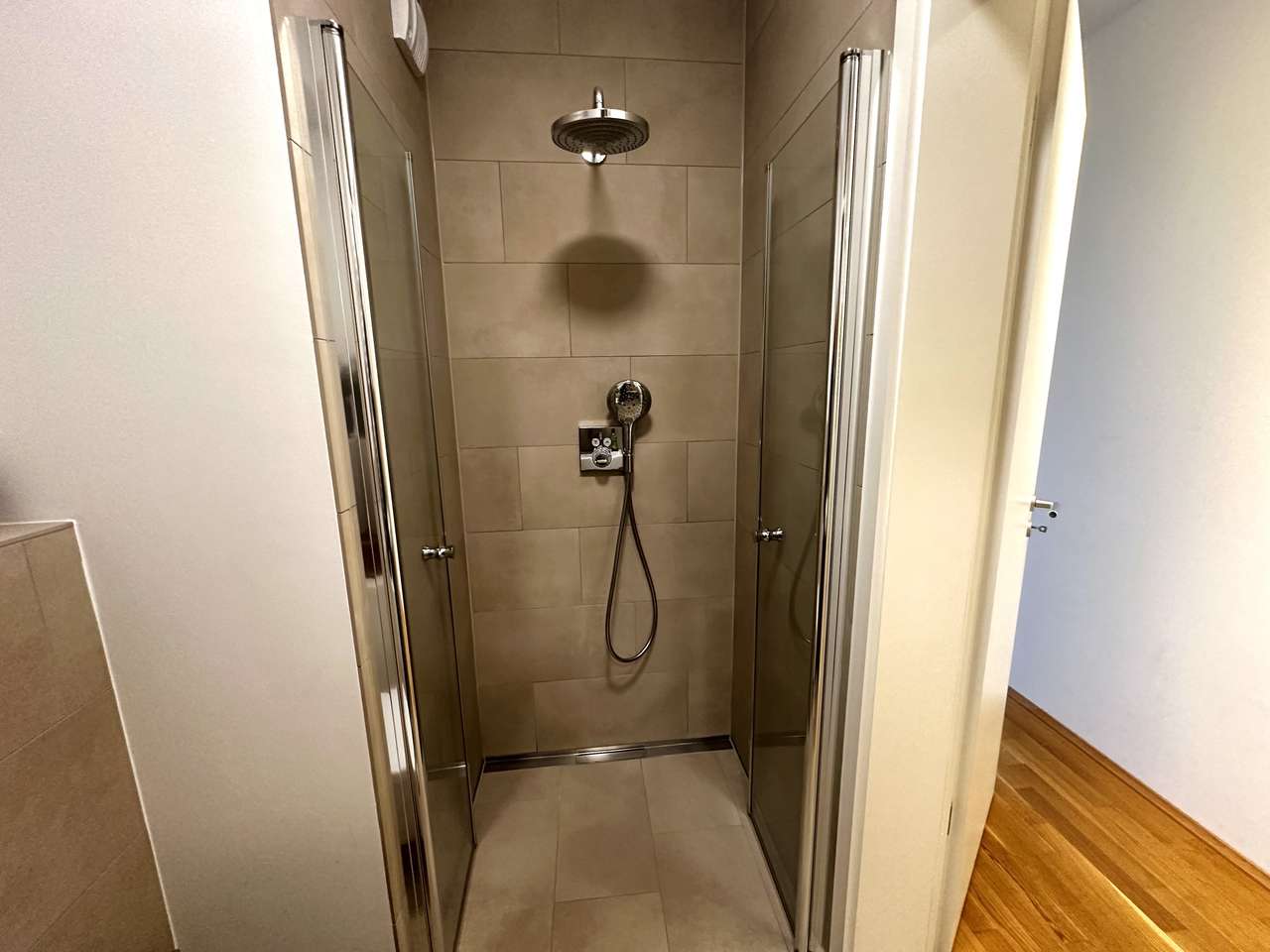 Gäste-Badezimmer Gäste-Badezimmer