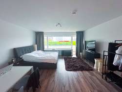 Wohn- / Schlafzimmer Wohn- / Schlafzimmer