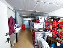 Garage Garage